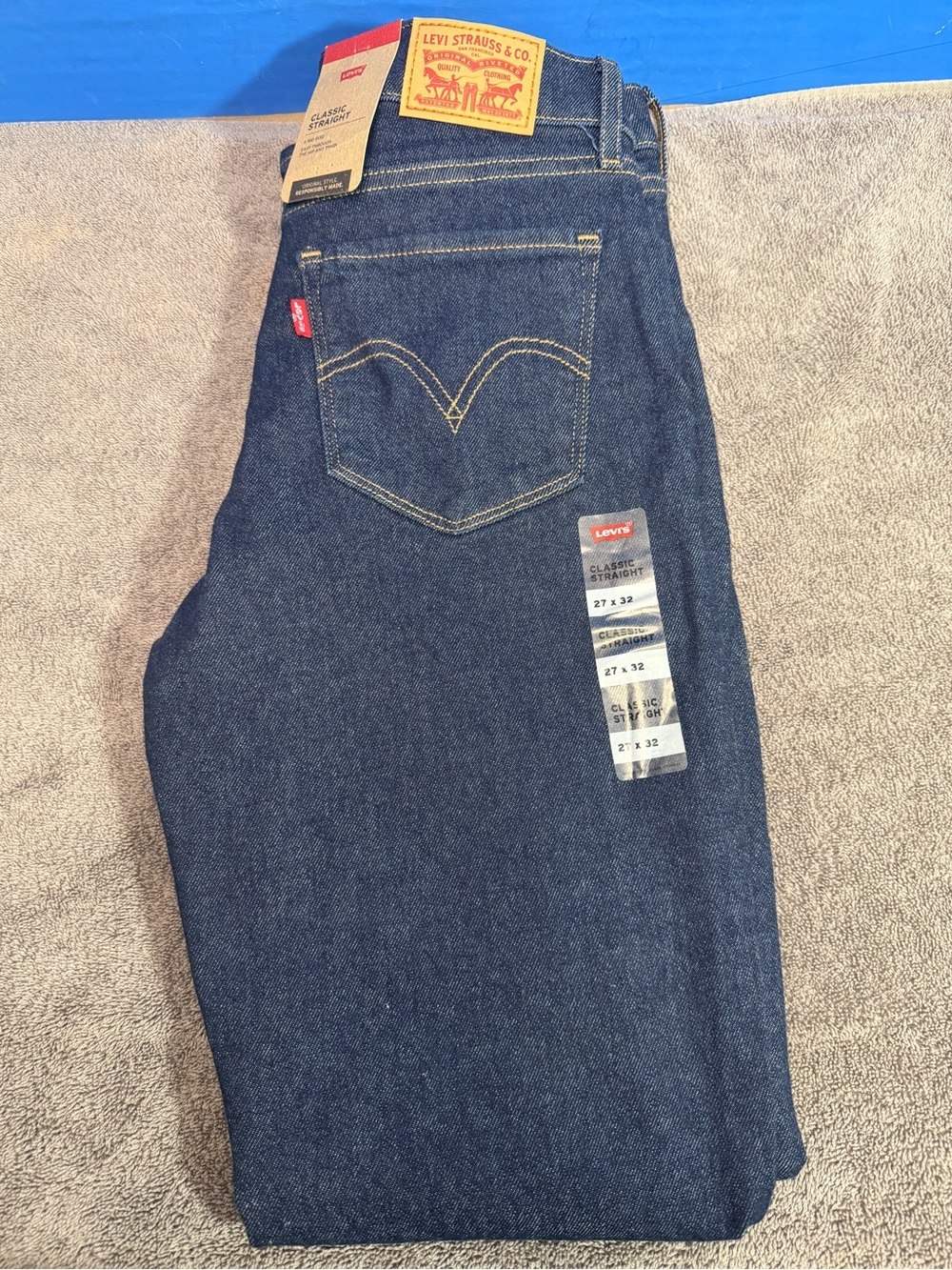 Levi’s 27 x 32
Brand new - Picture 2 of 5